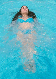 Swimming for Liz Weston Cambridge Mummy Marketing Communications Expert